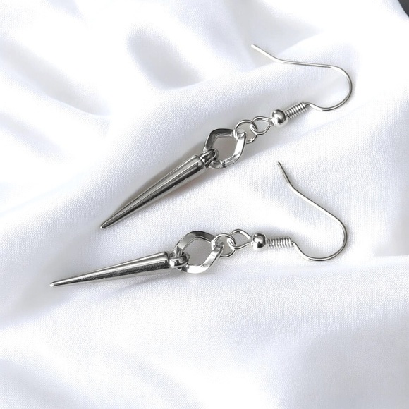 5 For $25💫Alternative Silver Punk Spike Cone Dangles Earrings - Picture 5 of 5